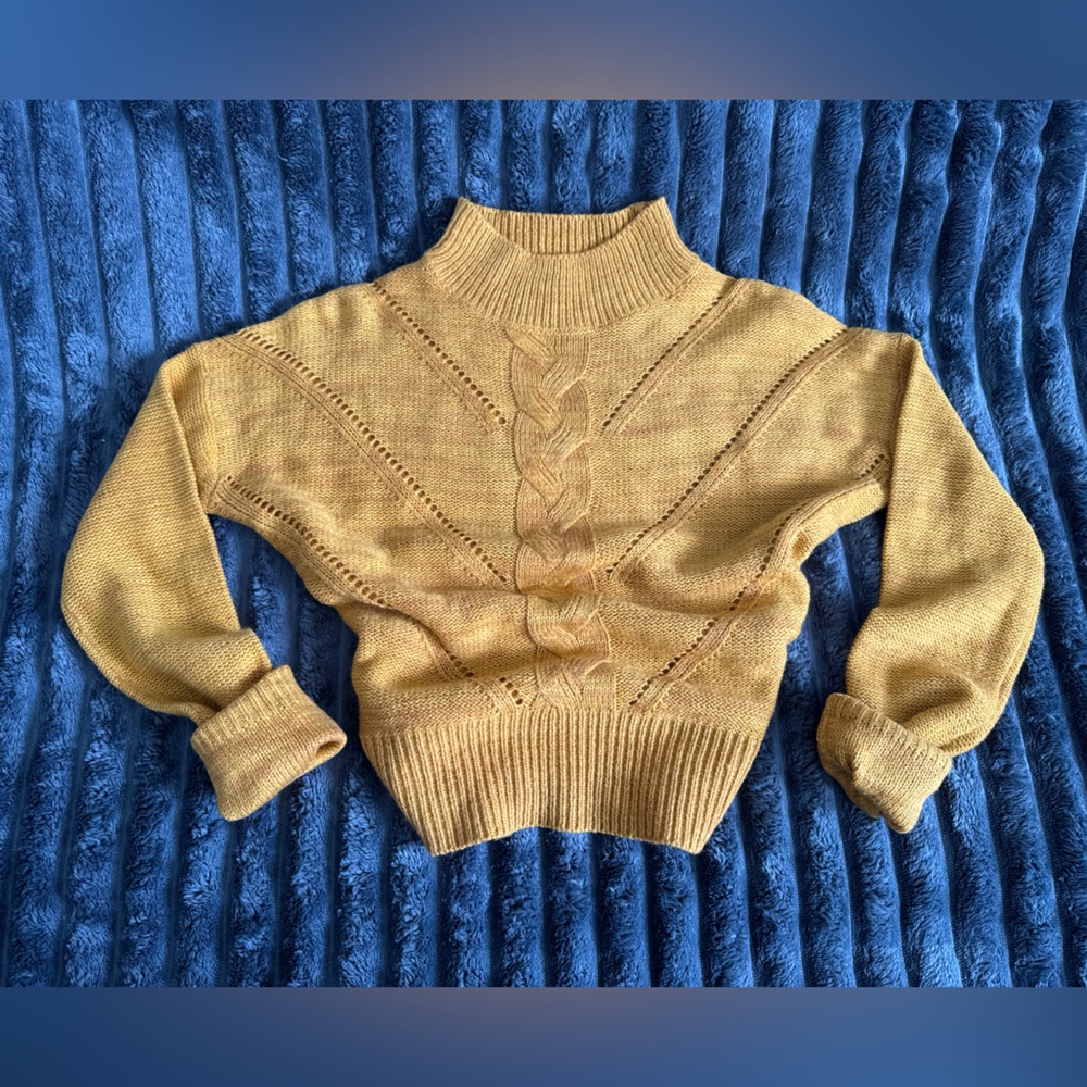 Golden Ochre Mustard Yellow Cable Knit Mock Neck Sweater – Size Medium